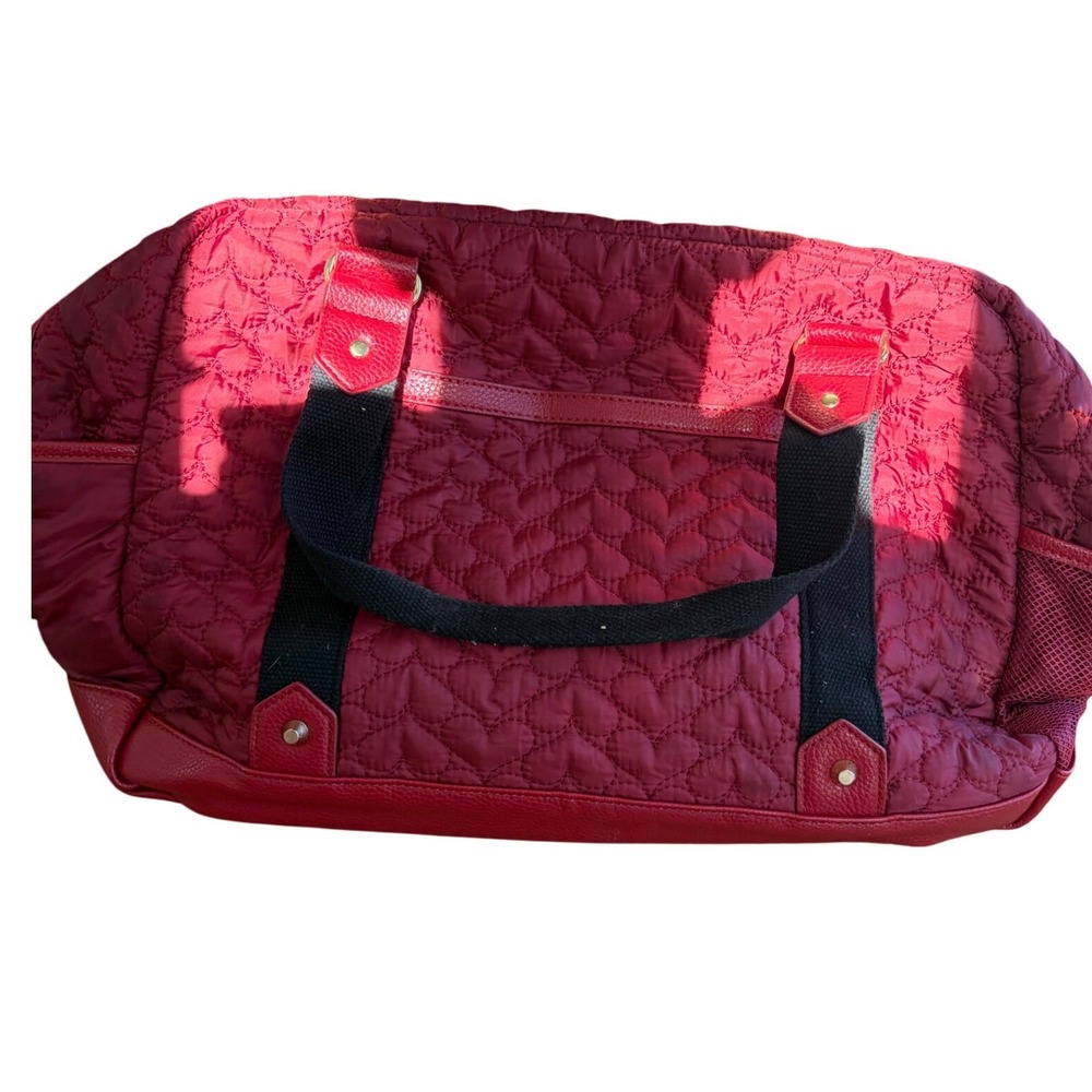 Cynthia Rowley Red Quilted Heart Duffel Bag Tech Pocket Travel Gym Weekender - Picture 2 of 10